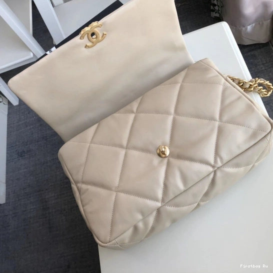 First Bag Ru CHANEL 19 FLAP BAG 0721